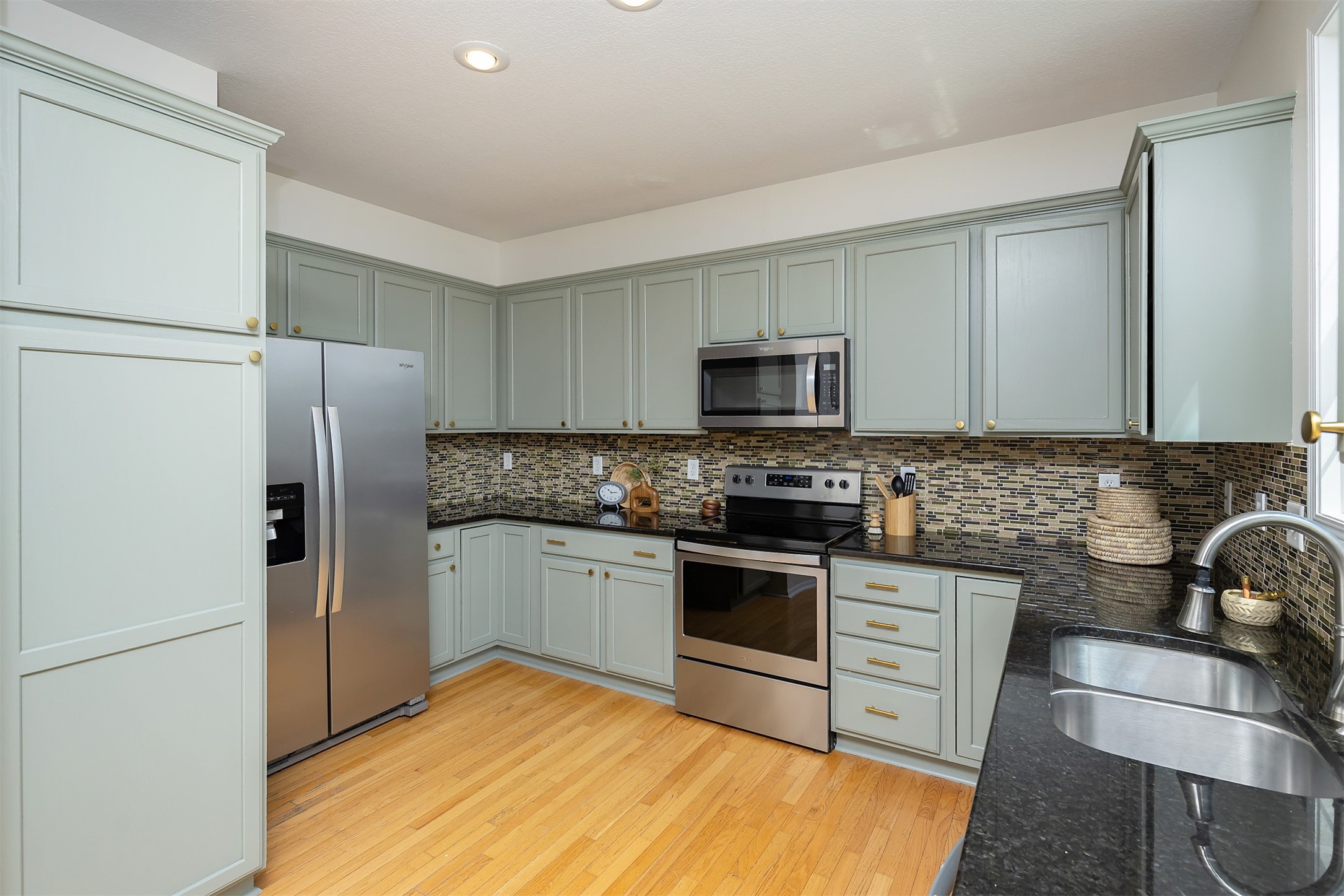 213 Bridgewood Drive, West Des Moines, Iowa image 11