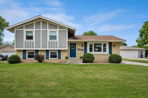 Homes For Sale - 517 SE 9th Street<br/> Polk County, Ankeny, IA 50021