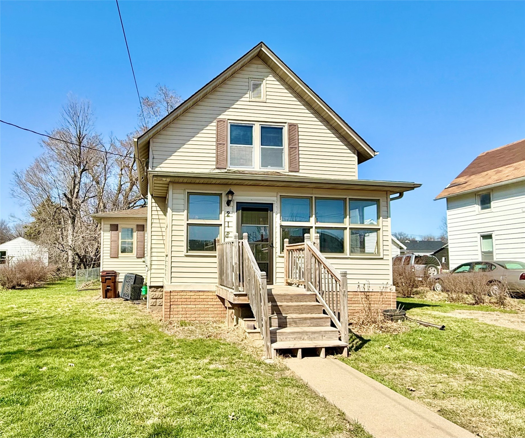 218 E Walnut Street, Conrad, Iowa image 2