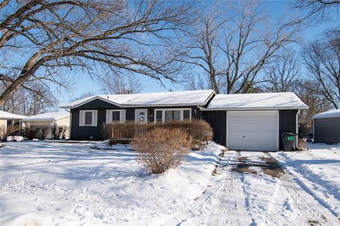 1332 Arizona Avenue Ames IA 50014