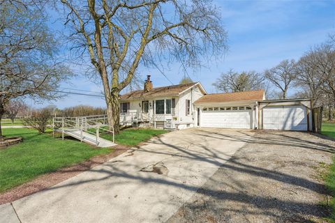 312 S 15th Avenue W Newton IA 50208