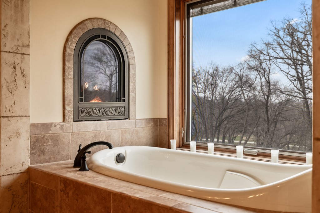 2974 133rd Court, Van Meter, Iowa image 16