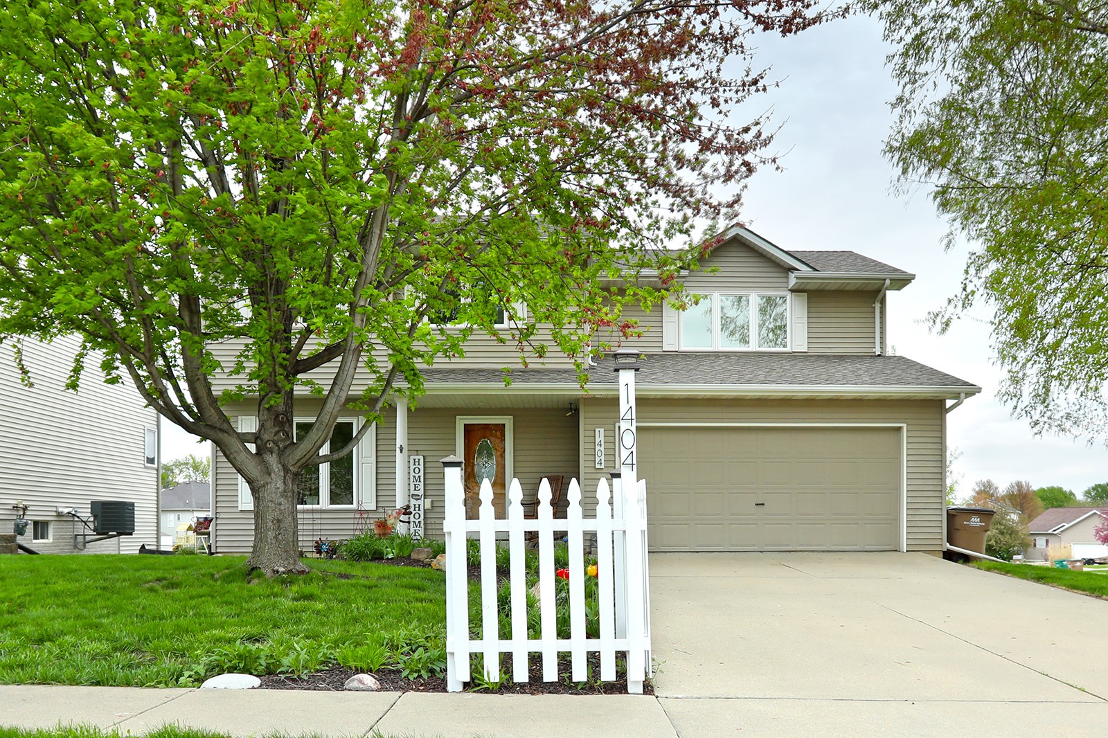 1404 E 18th Street, Norwalk, Iowa image 2