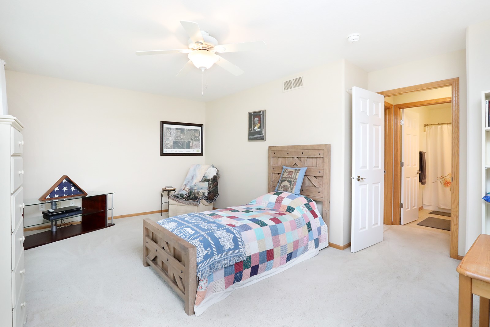 1404 E 18th Street, Norwalk, Iowa image 27