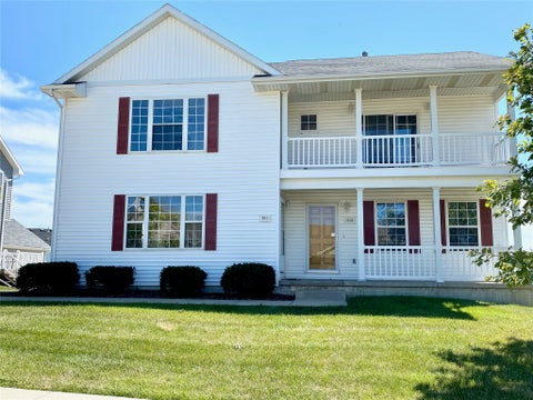 Homes For Sale - 911 SW Springfield Drive<br/> Ankeny, IA 50023