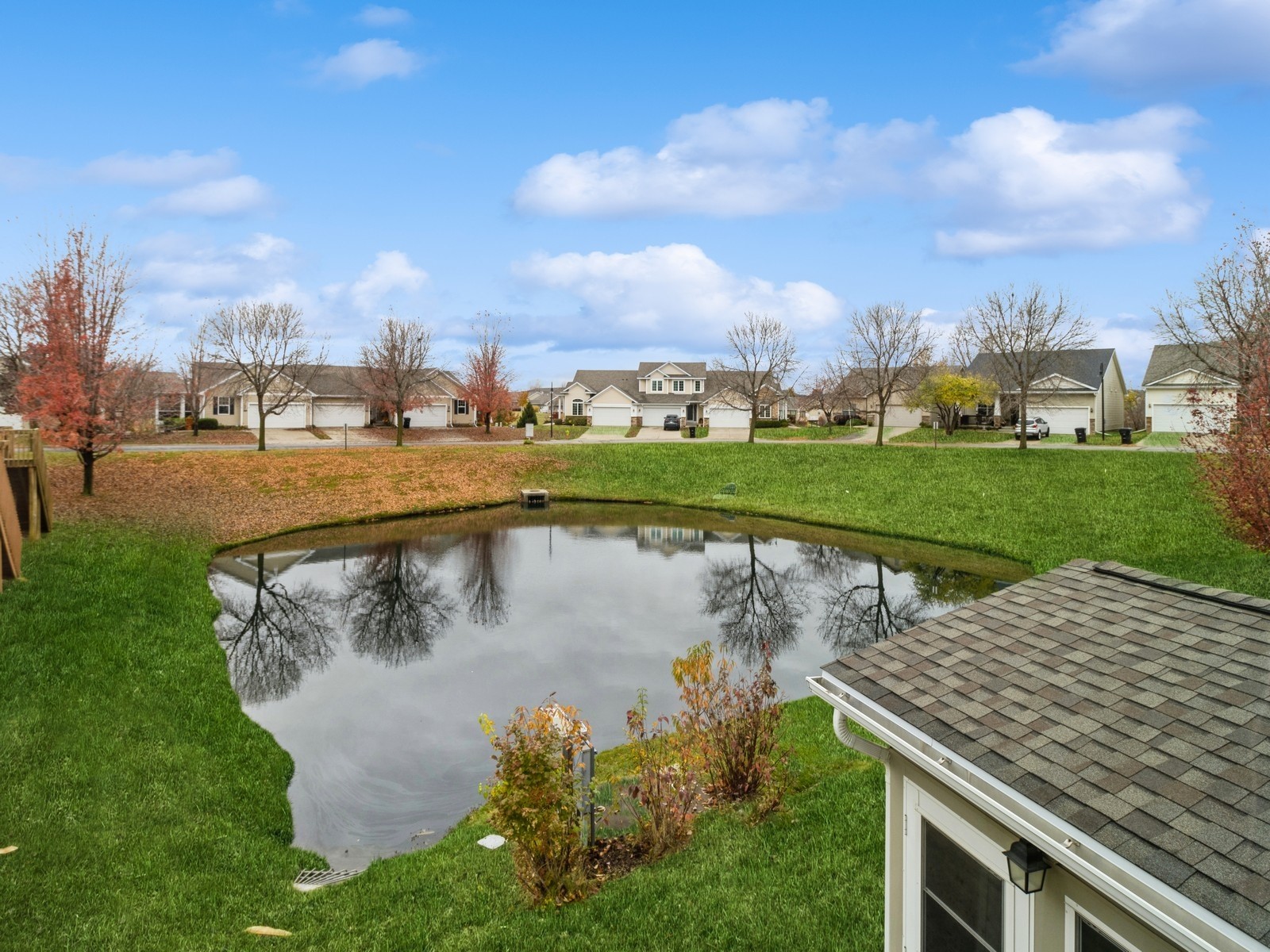 5954 Sapphire Circle, Johnston, Iowa image 30