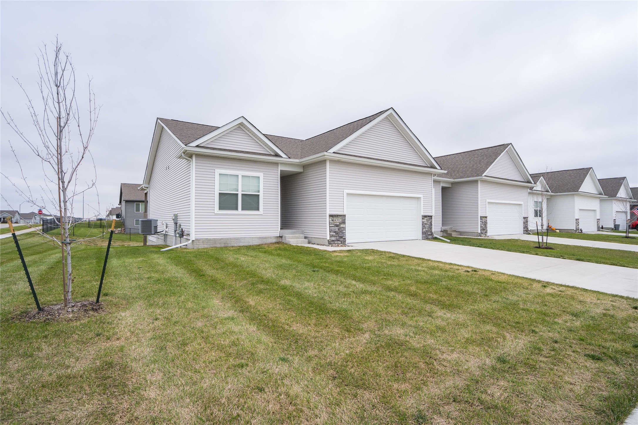 4302 NW Sharmin Drive, Ankeny, Iowa image 1