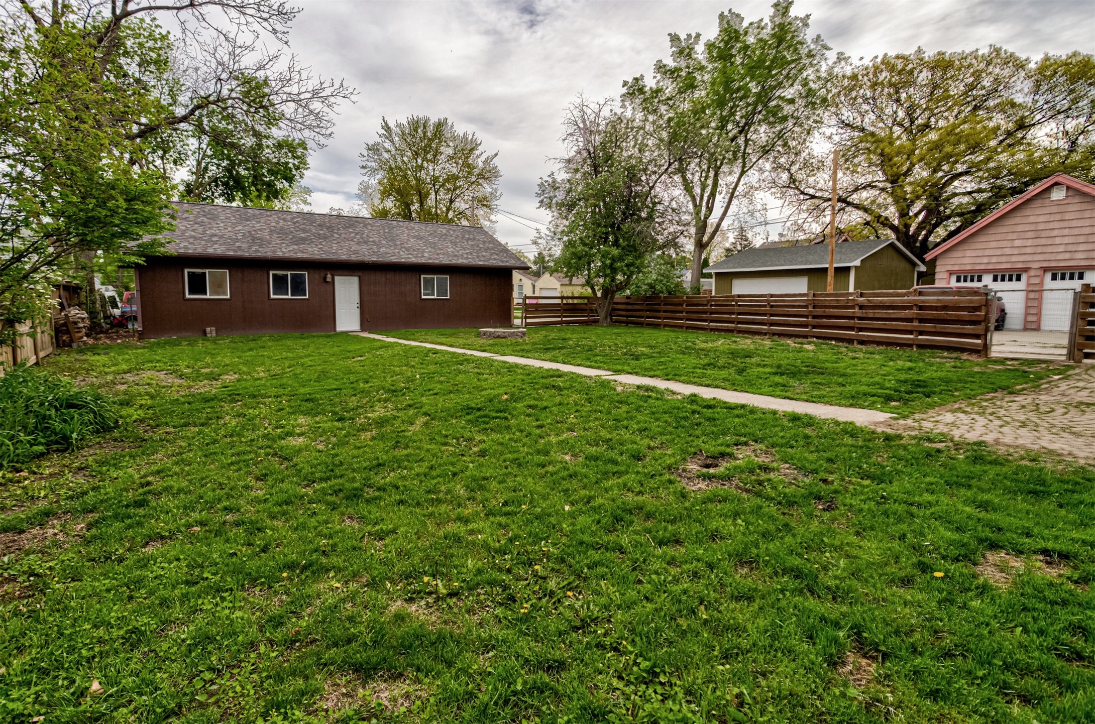 319 J Avenue, Nevada, Iowa image 5