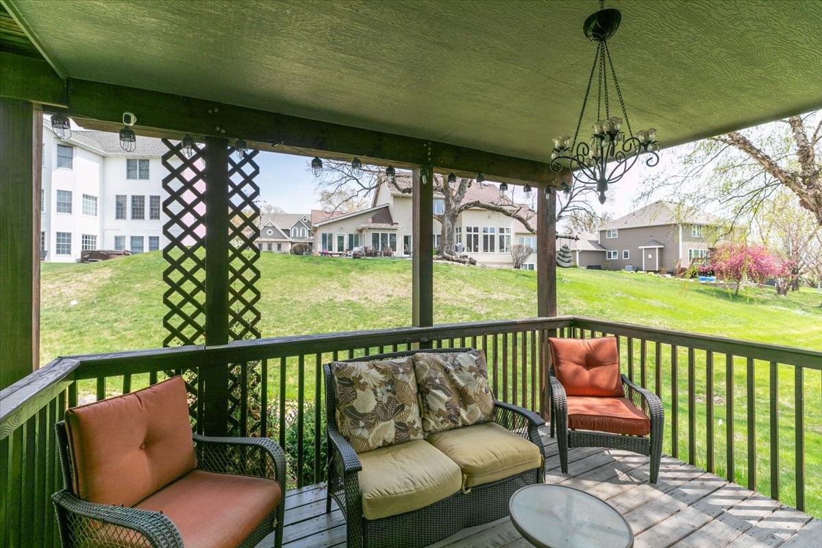 5633 Rittgers Court, Johnston, Iowa image 16