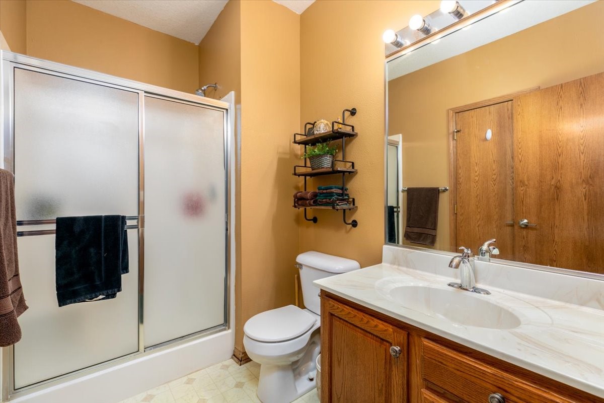 5633 Rittgers Court, Johnston, Iowa image 18