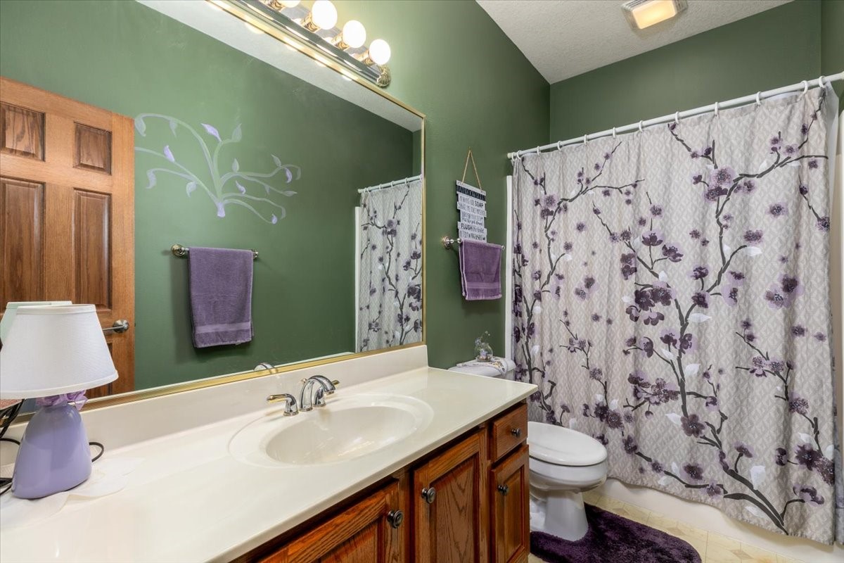 5633 Rittgers Court, Johnston, Iowa image 12