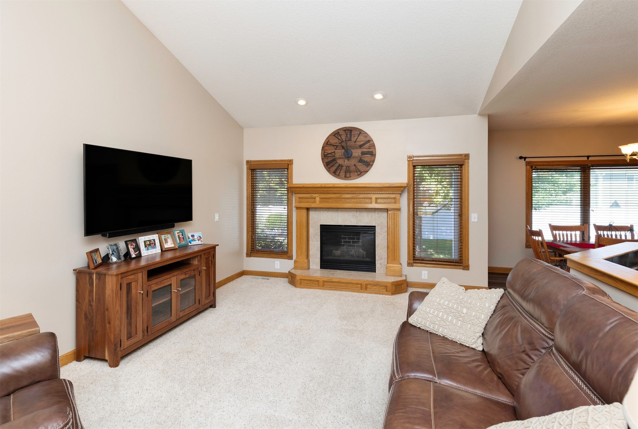 1018 Falcon Drive SE