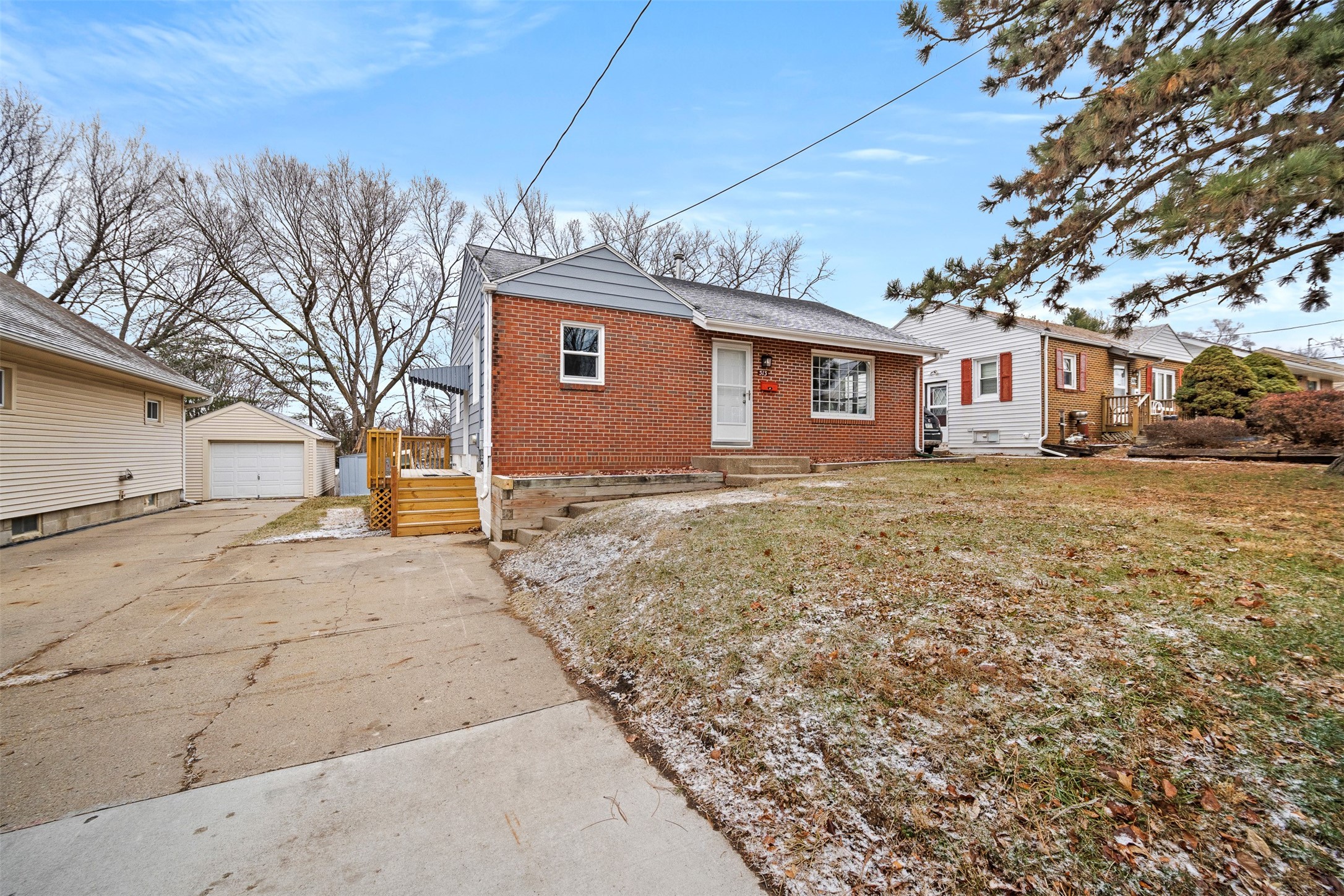 513 Pleasant View Drive, Des Moines, Iowa image 2