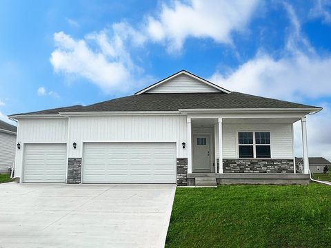 Homes For Sale - 4223 NE 11th Street<br/> Ankeny, IA 50021