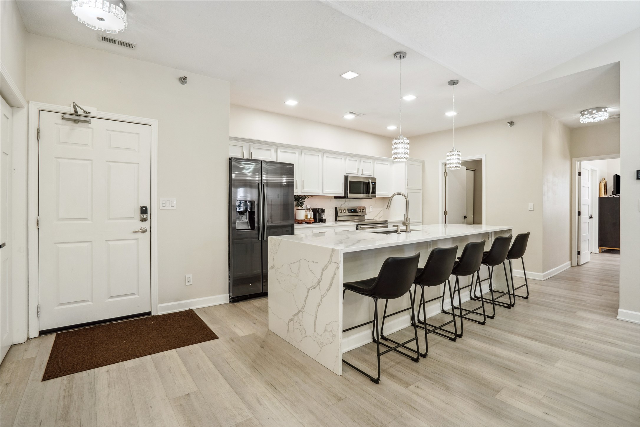 1309 SE University Avenue #210, Waukee, Iowa image 6