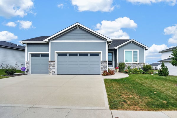 9639 WATERMEADOW CIR, JOHNSTON, IA 50131 - Image c55a2a8d86176d04e814c4f199116a85/2207074428