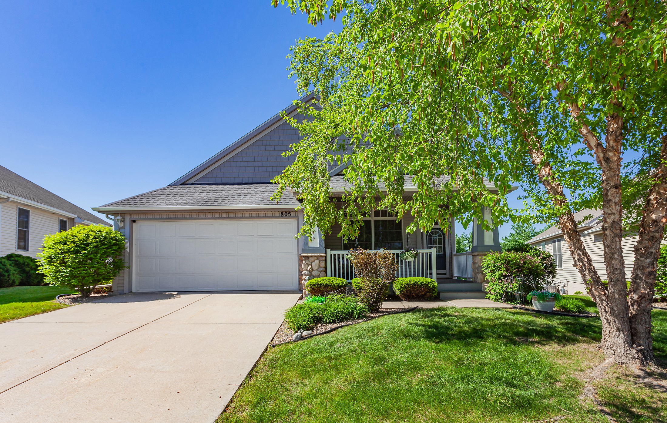 805 NE Rosewood Lane, Ankeny, Iowa image 2
