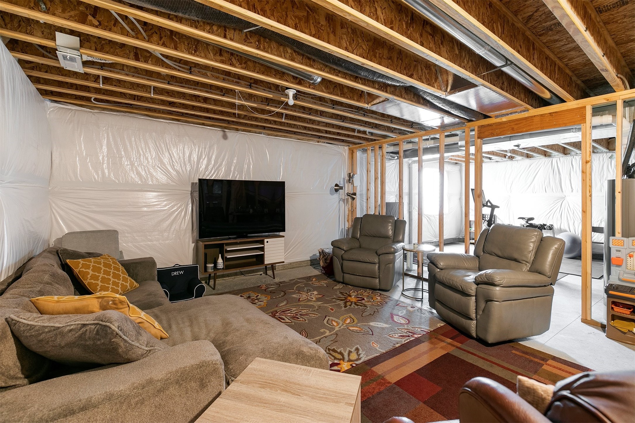 716 Orchard View Drive, Norwalk, Iowa image 27