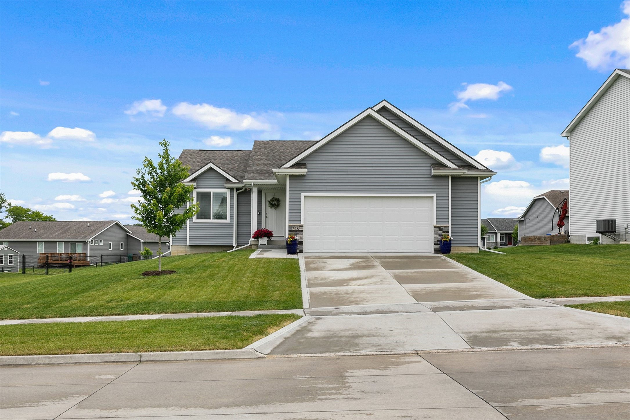 716 Orchard View Drive, Norwalk, Iowa image 1