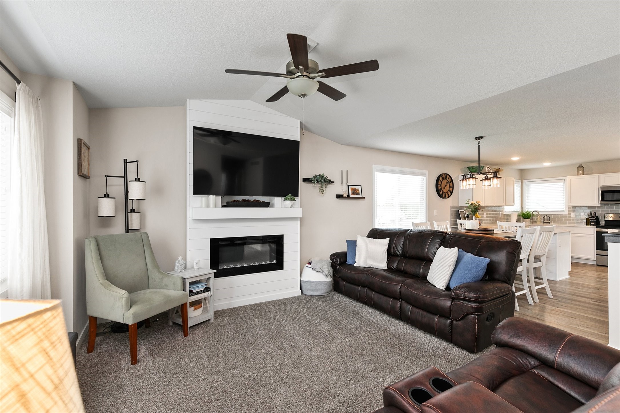 716 Orchard View Drive, Norwalk, Iowa image 5