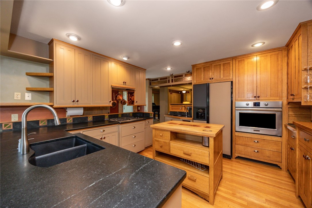 1101 S 45th Court, West Des Moines, Iowa image 12