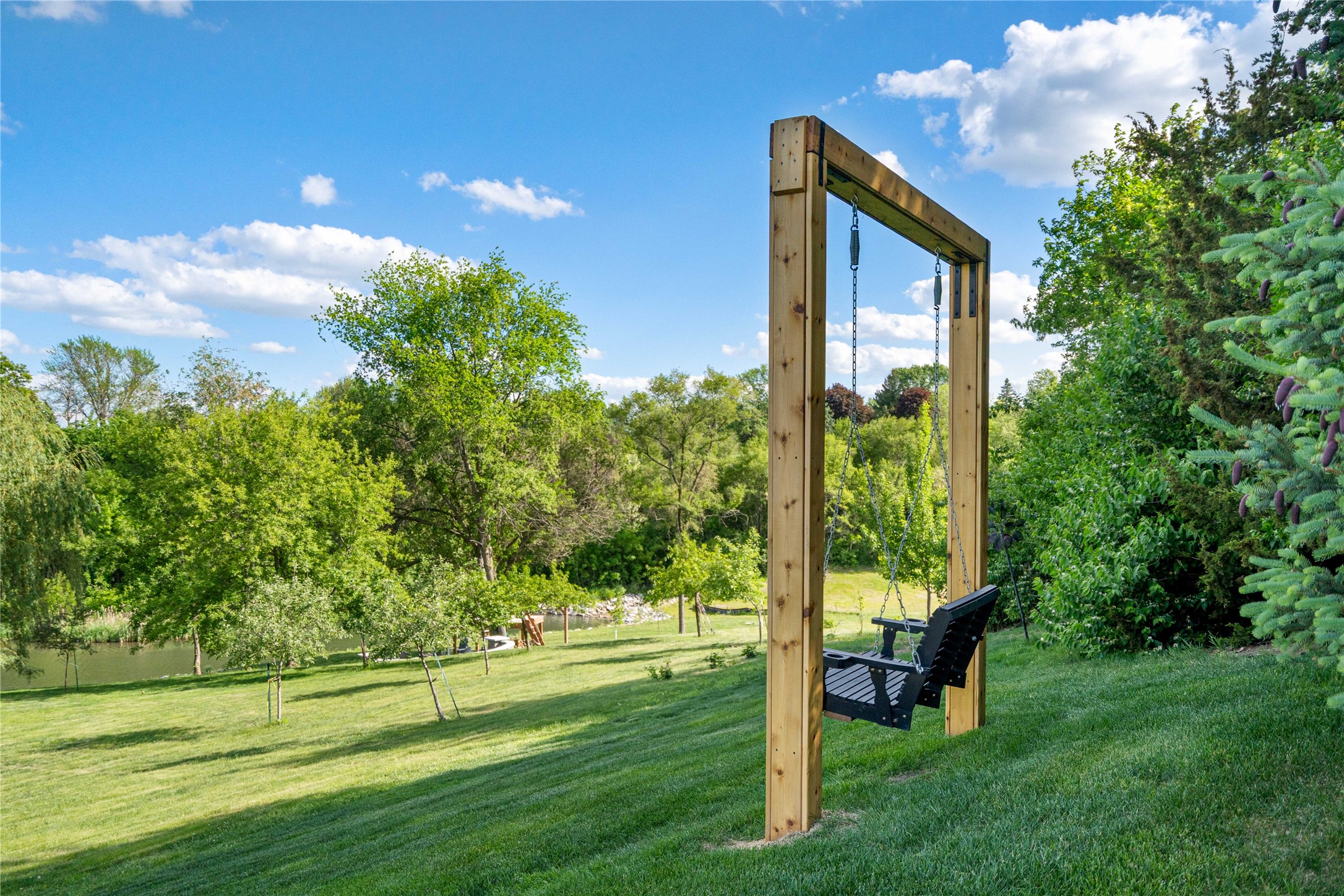 6296 Sudbury Court, Johnston, Iowa image 35