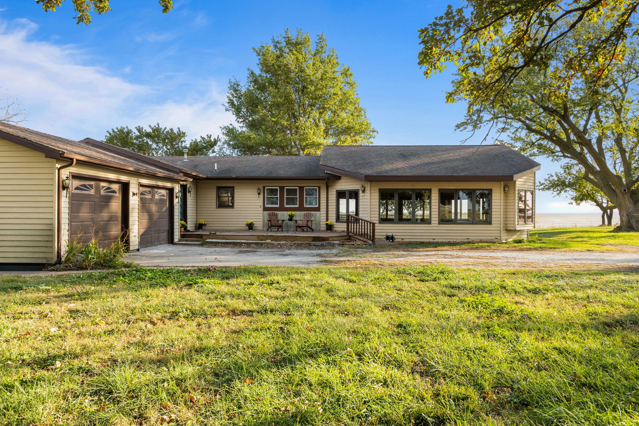 6719 S 104th Avenue W