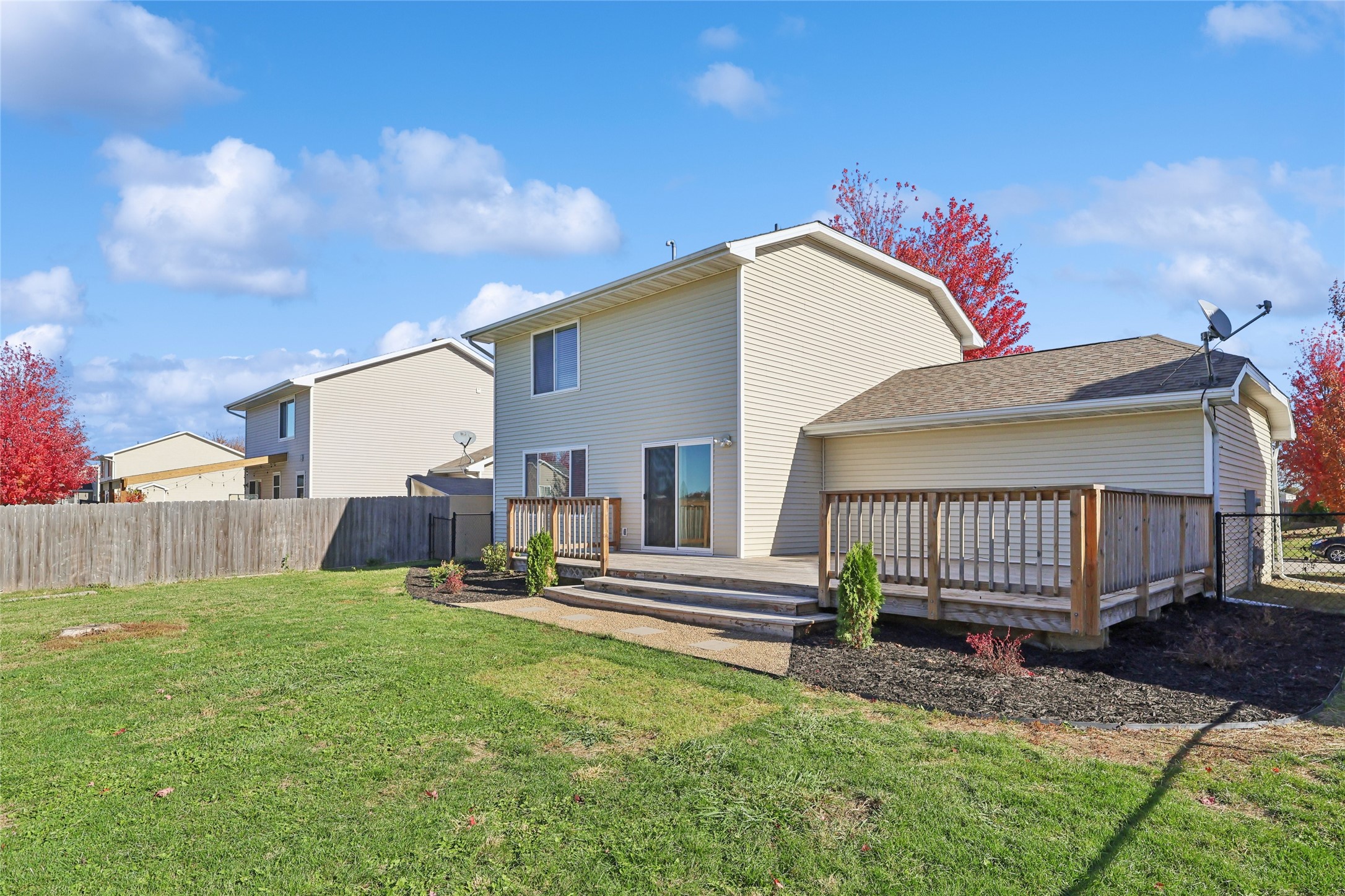 500 SE Cardinal Lane