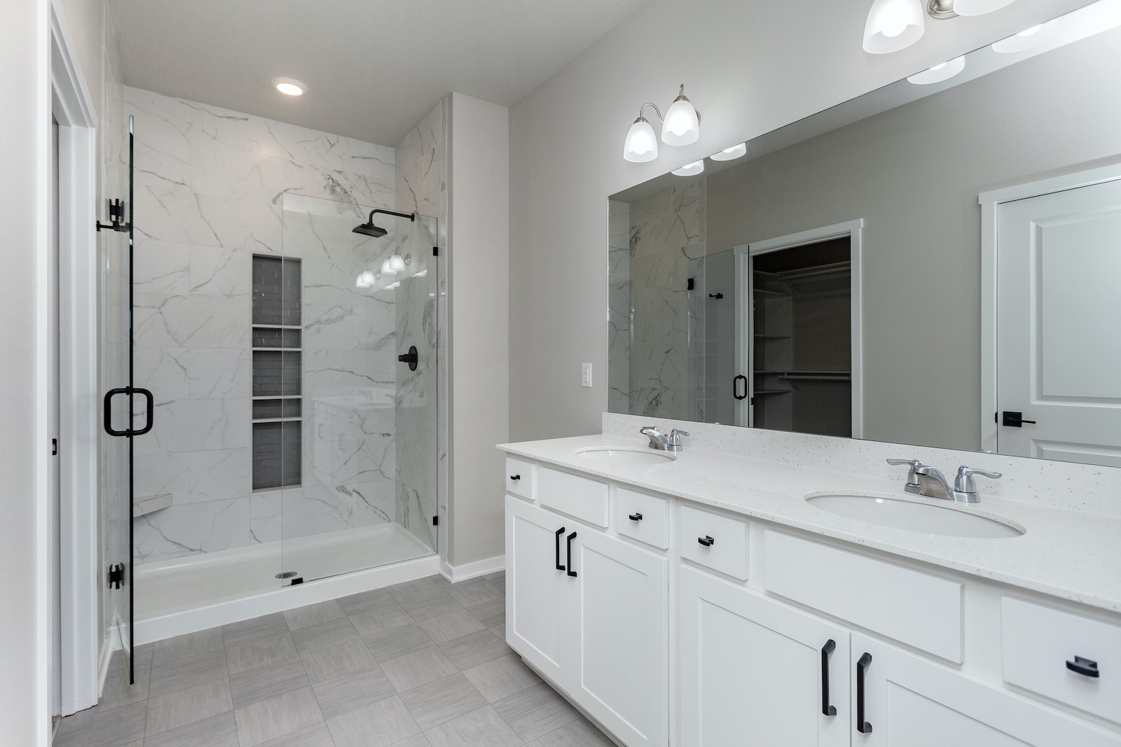 2017 NW Greenwood Court, Ankeny, Iowa image 12