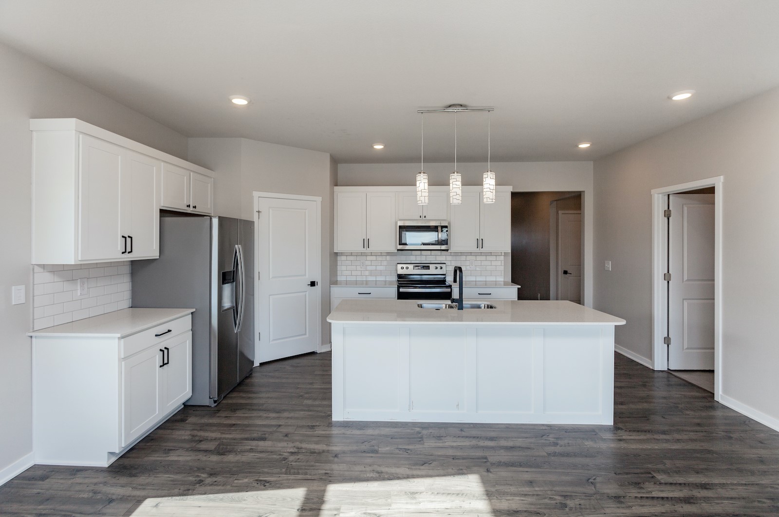 2017 NW Greenwood Court, Ankeny, Iowa image 8