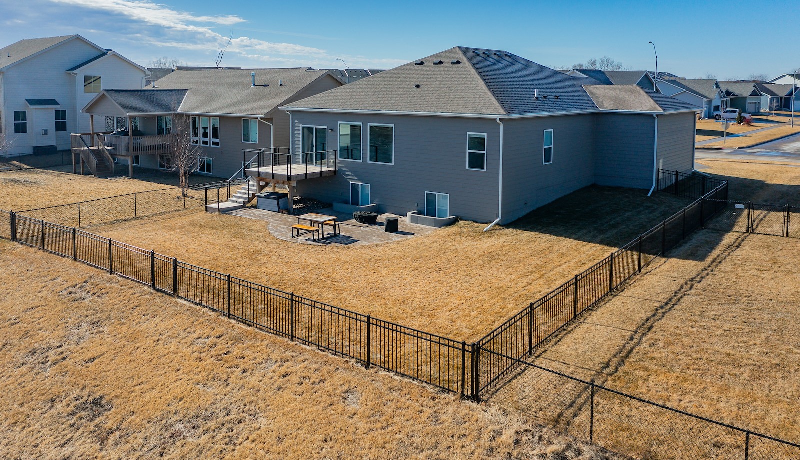 2017 NW Greenwood Court, Ankeny, Iowa image 3