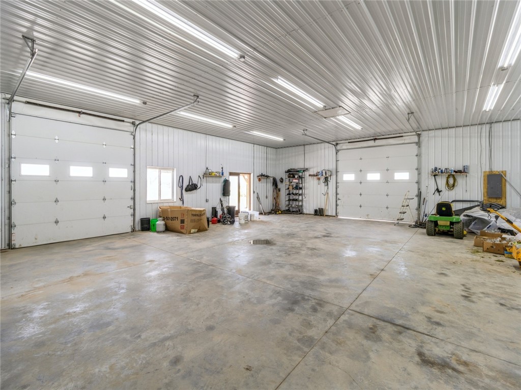 46069 235th Trail, Chariton, Iowa image 31