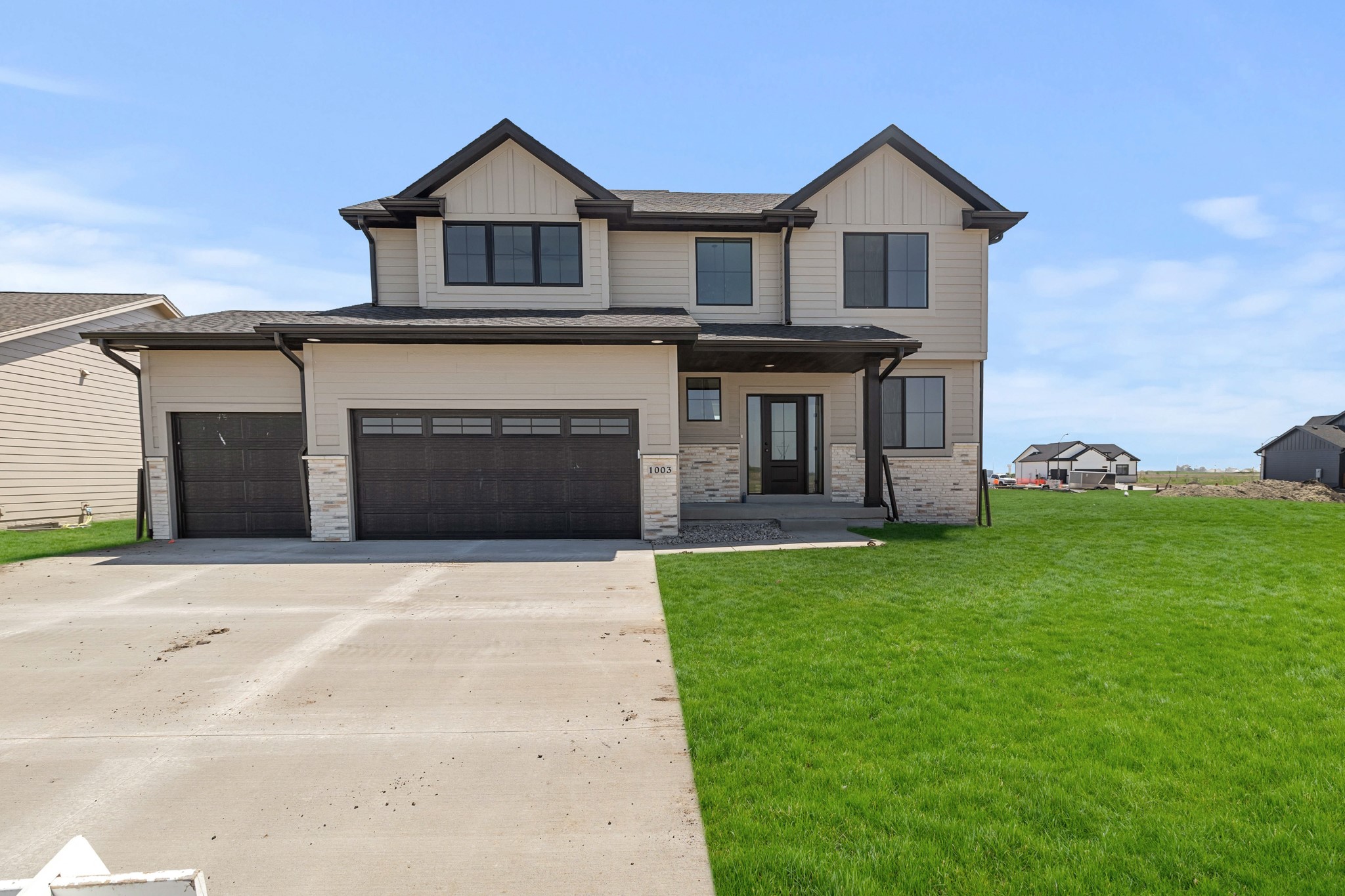 Photo 1 of 35 — 1003 SW Boulder Drive, Grimes, IA 50111
