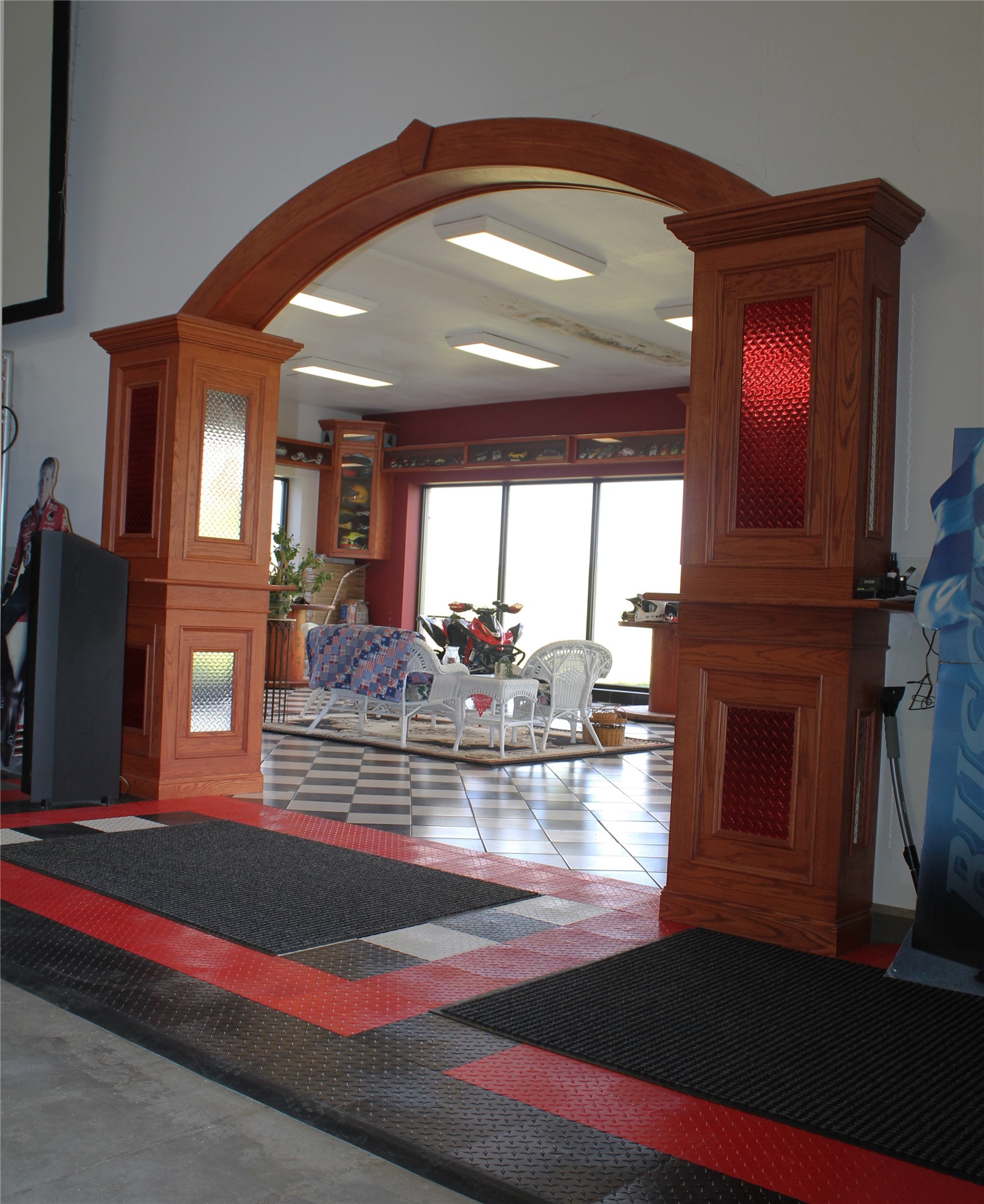 6681 NE Berwick Drive