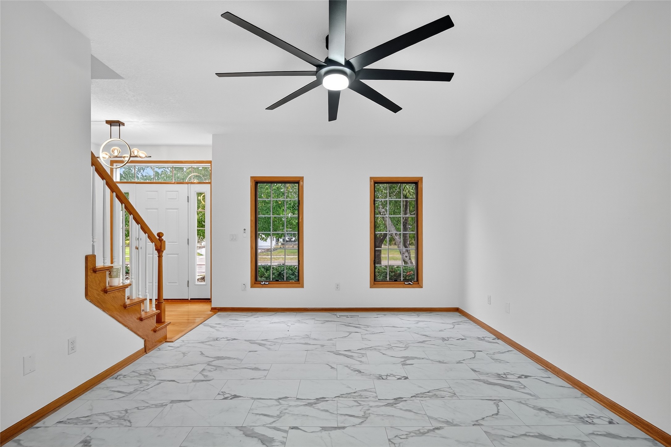 5924 Highland Circle