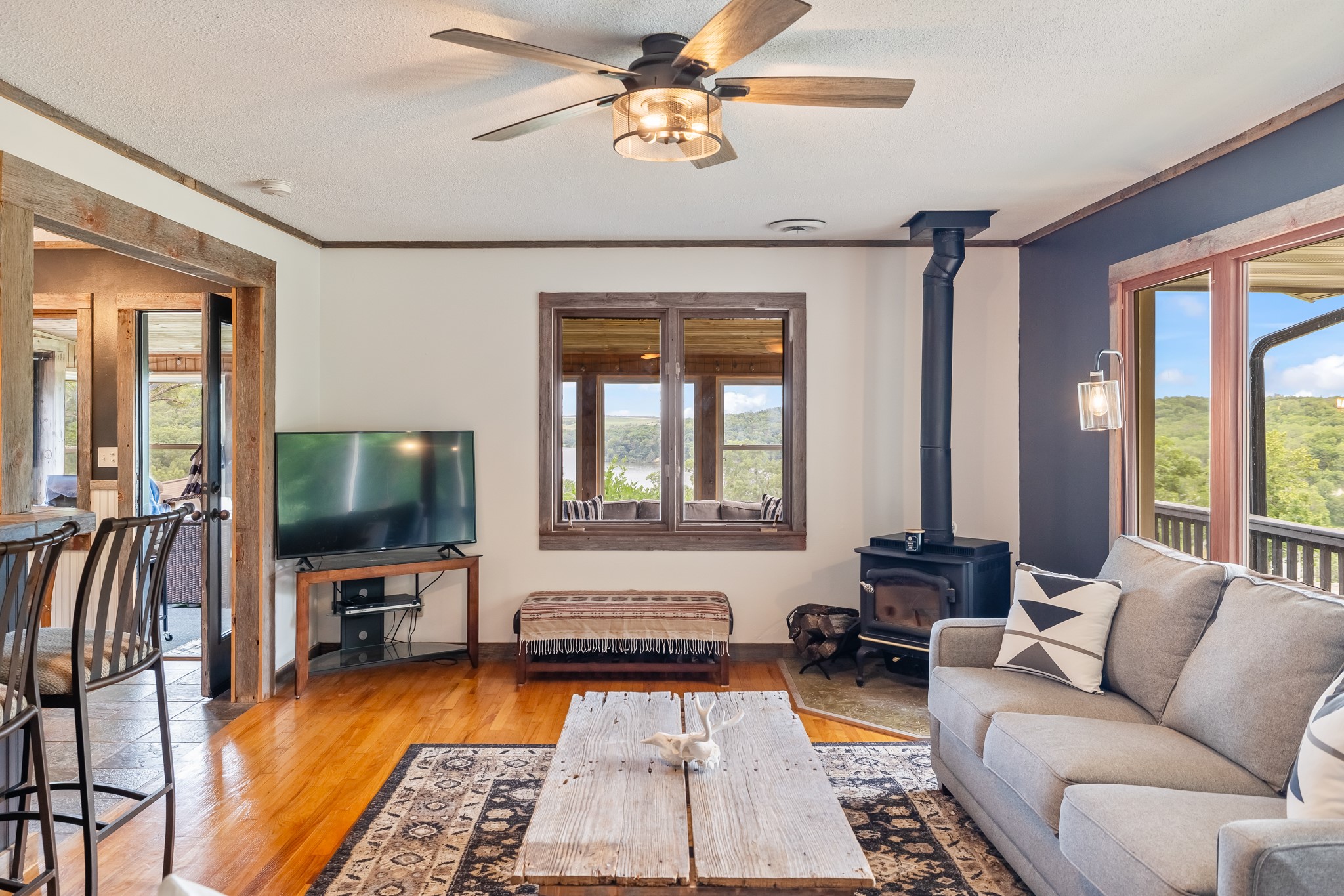 6004 Tulip Court