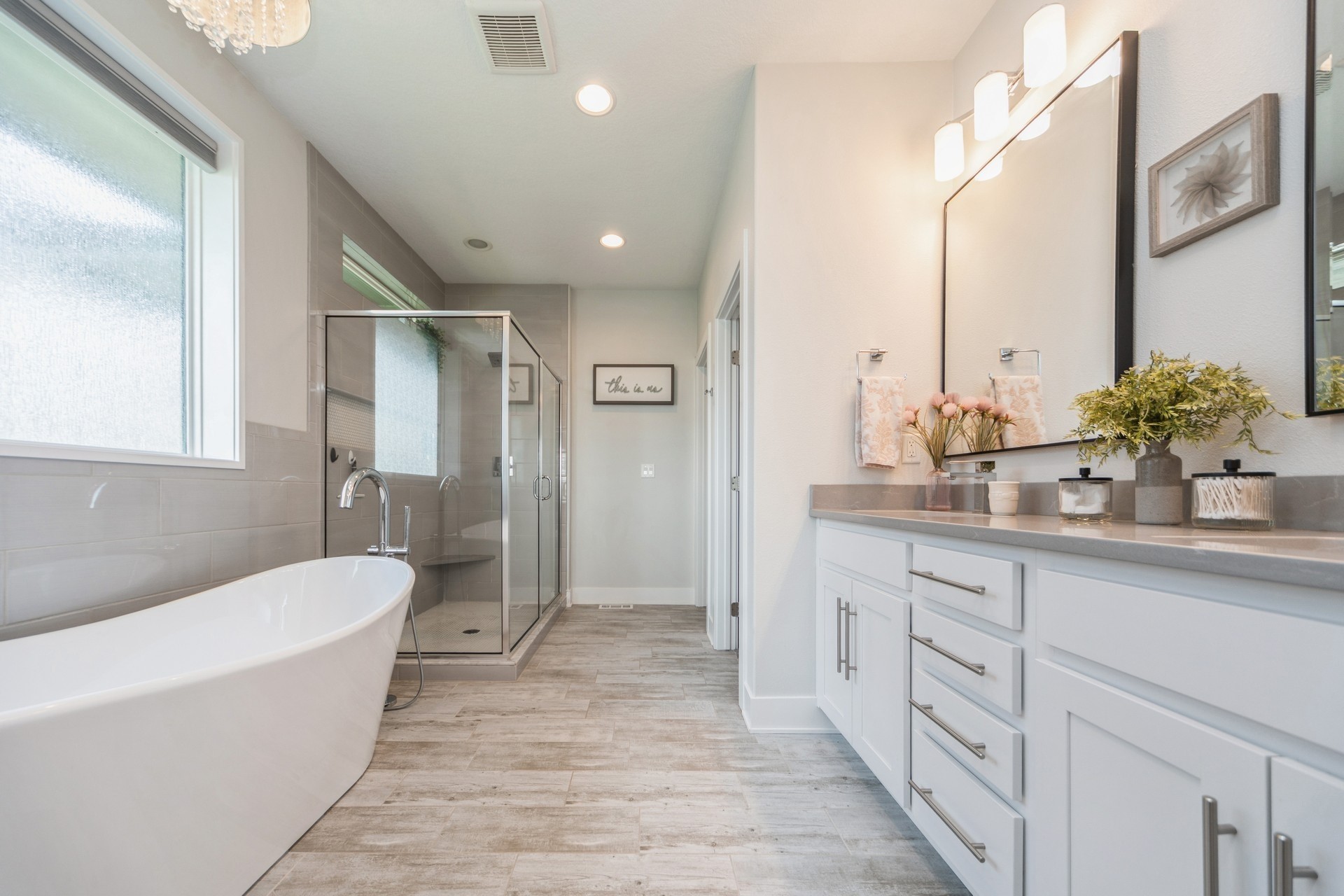 Grimes, Iowa 50111, United States, 5 Bedrooms Bedrooms, ,3 BathroomsBathrooms,Residential,Active,145399