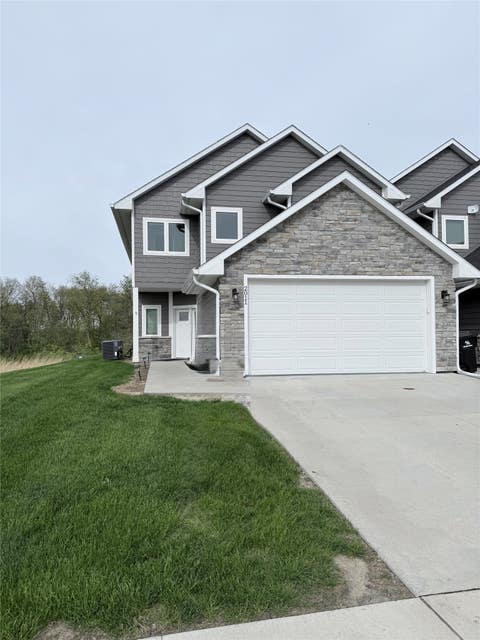 Condo For Sale - 2011 Ammann Drive<br/> Adel, IA 50003