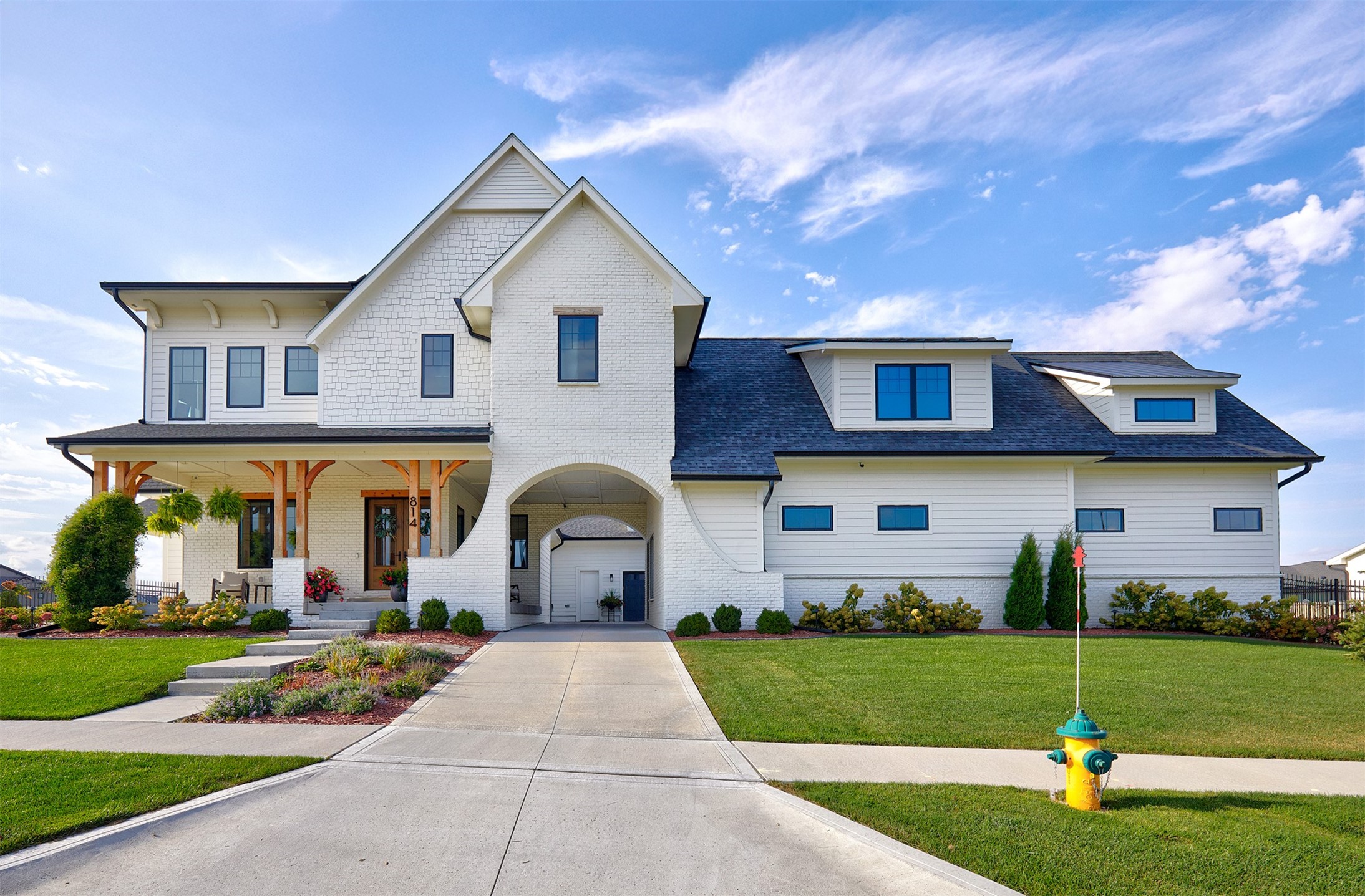 Photo 1 of 34 — 814 SW Prairie Trail Parkway, Ankeny, IA 50023