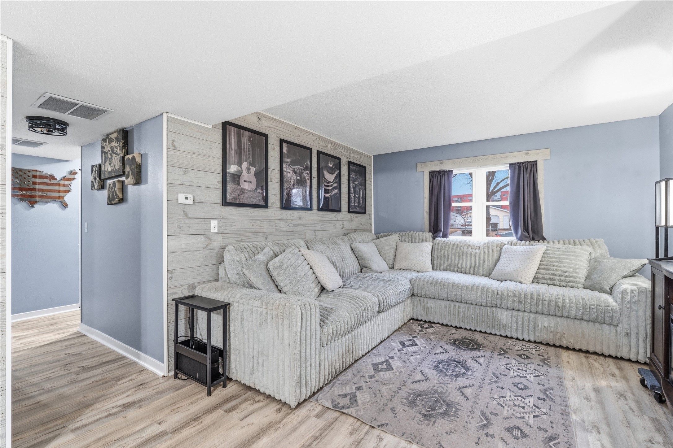 205 E Livingston Avenue