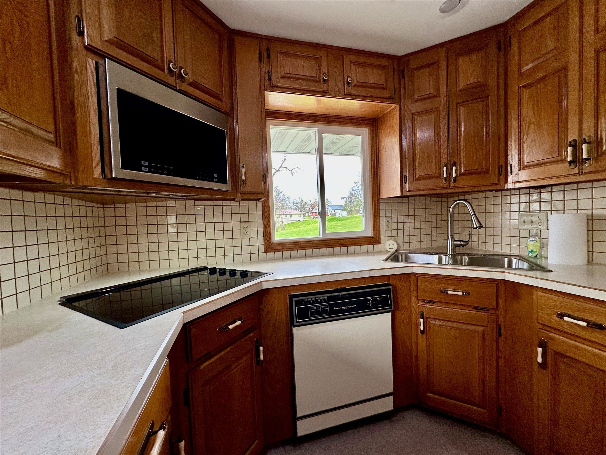321 East Street, Kellogg, Iowa image 11