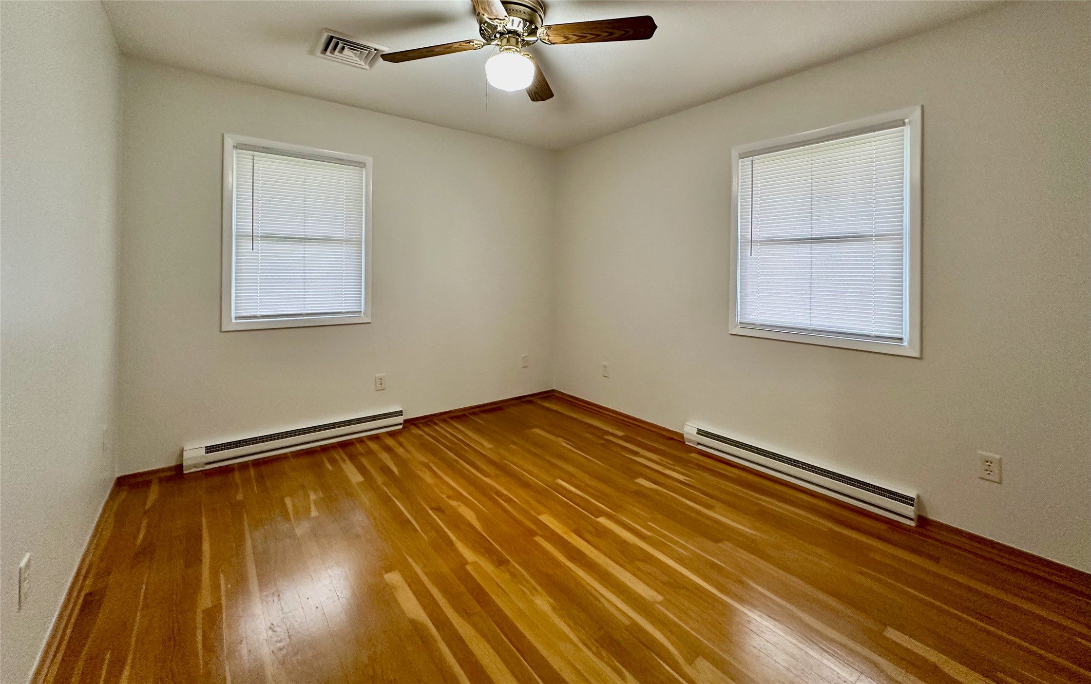 321 East Street, Kellogg, Iowa image 18