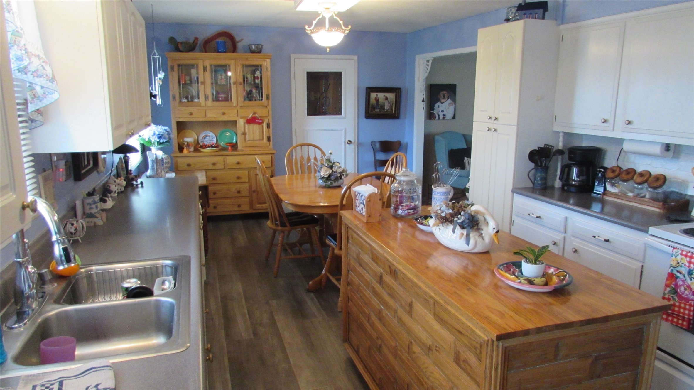 801 W Long Lane Drive, Knoxville, Iowa image 2