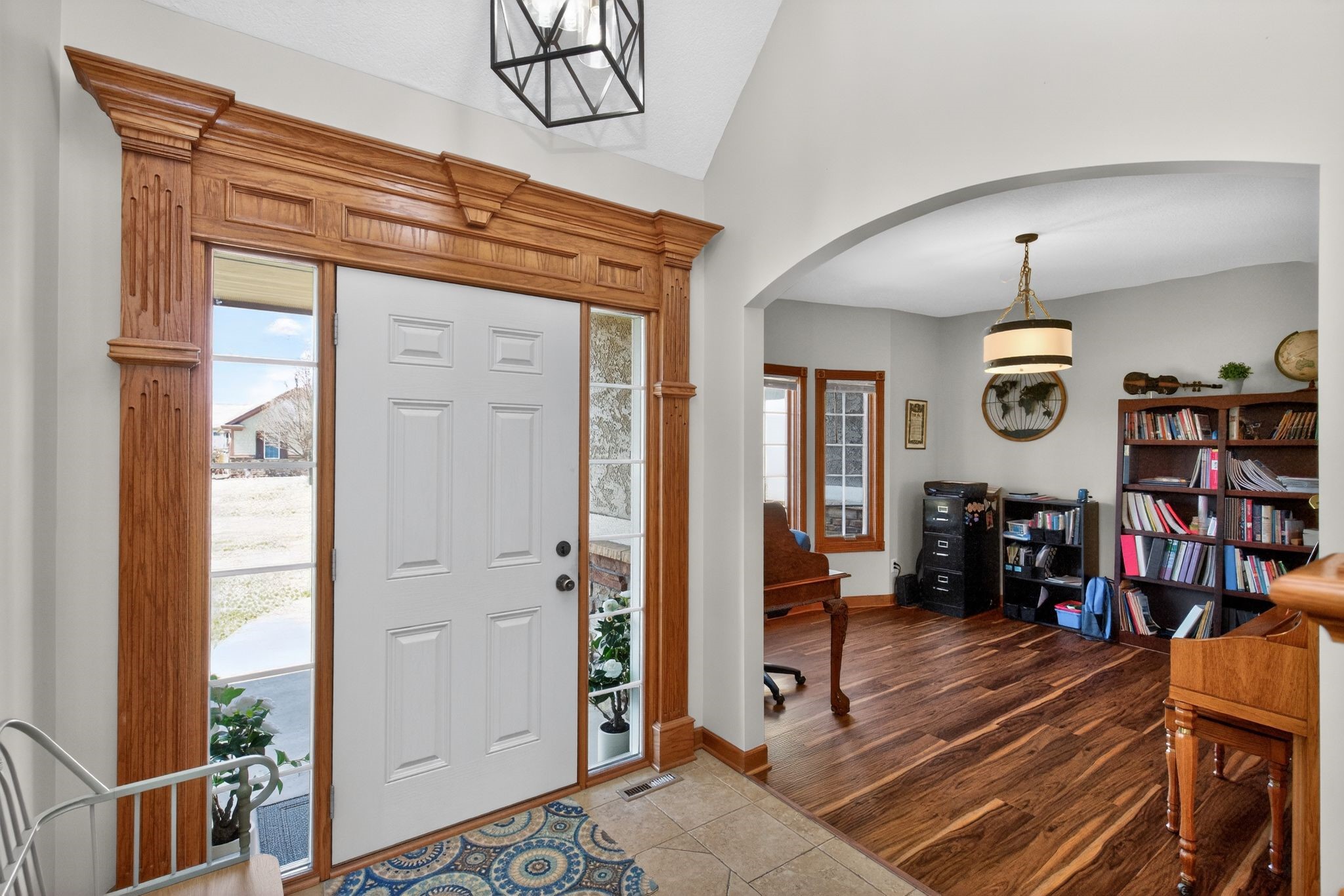 1737 Ashwood Drive SW