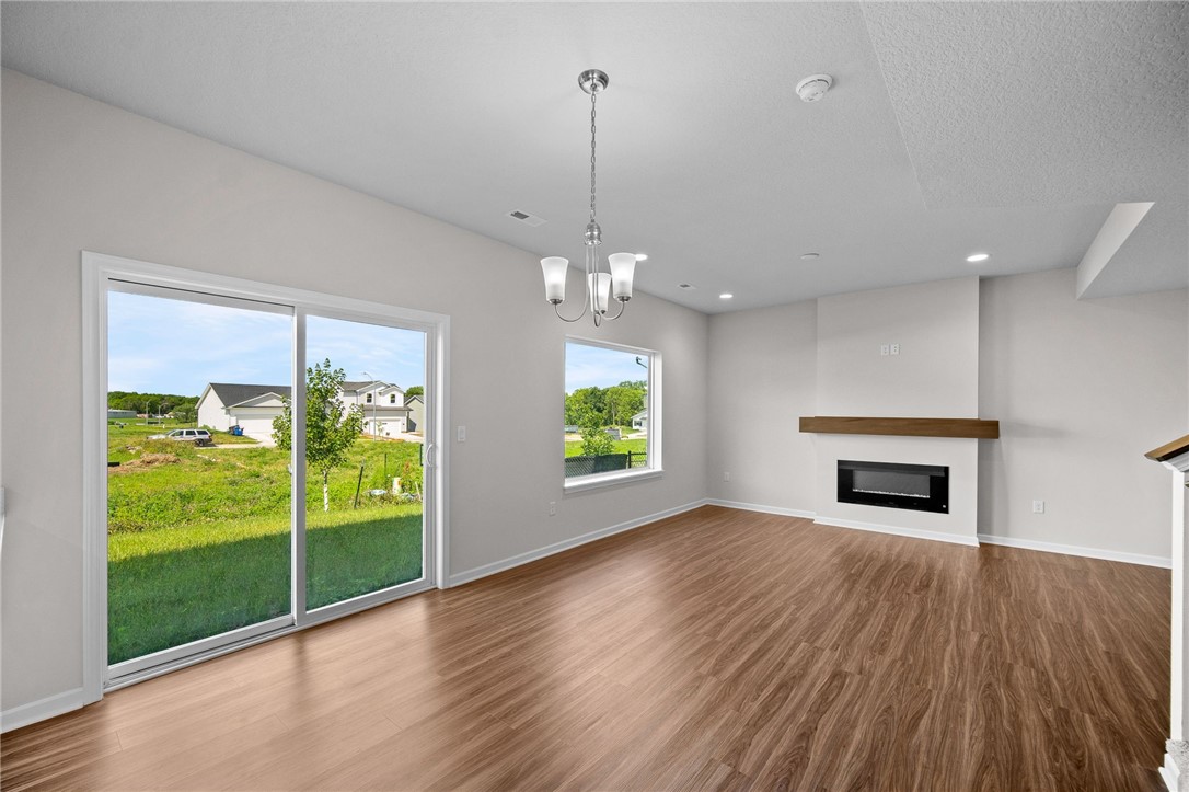 4338 Grover Woods Lane, Des Moines, Iowa image 9
