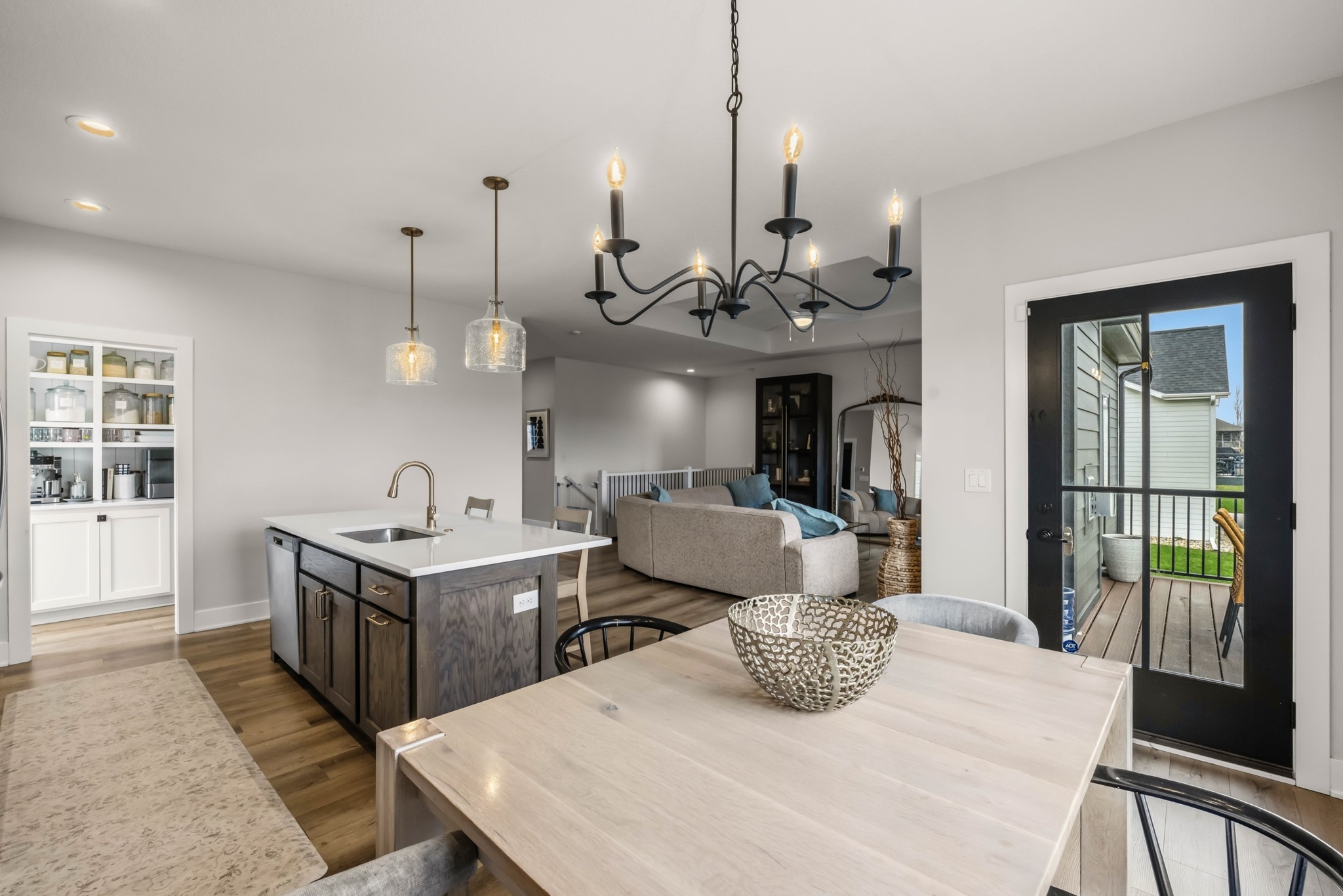 1509 Crestwood Drive