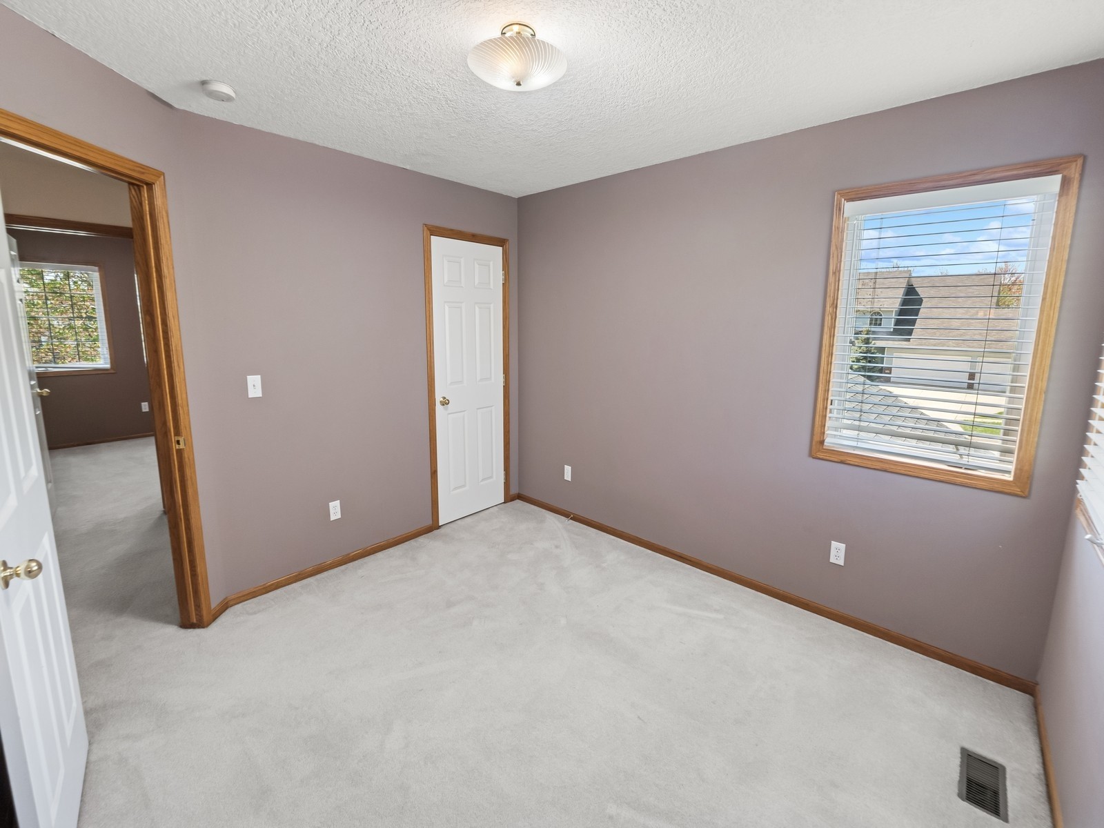 7183 Dakota Drive, West Des Moines, Iowa image 15