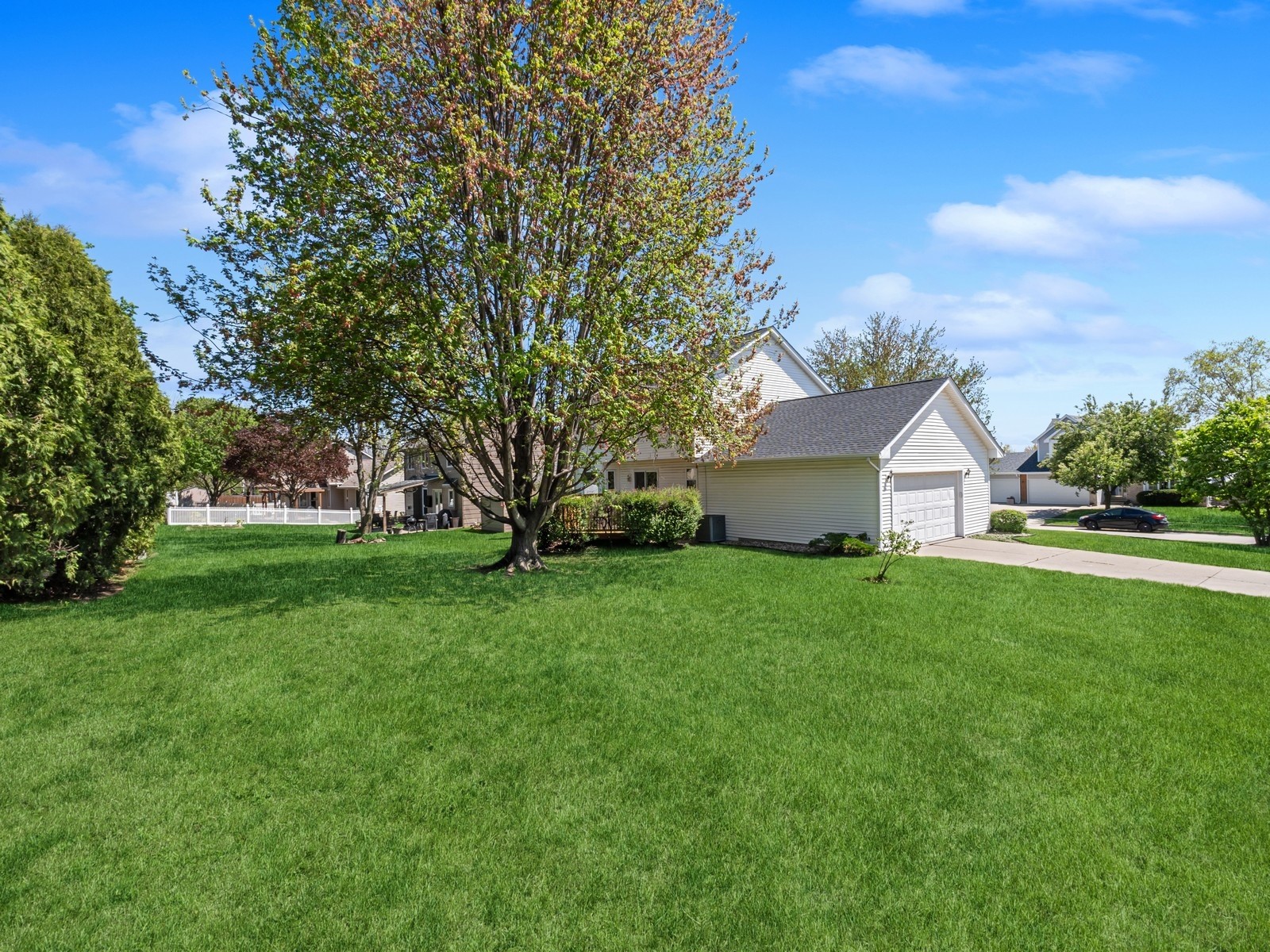 7183 Dakota Drive, West Des Moines, Iowa image 27