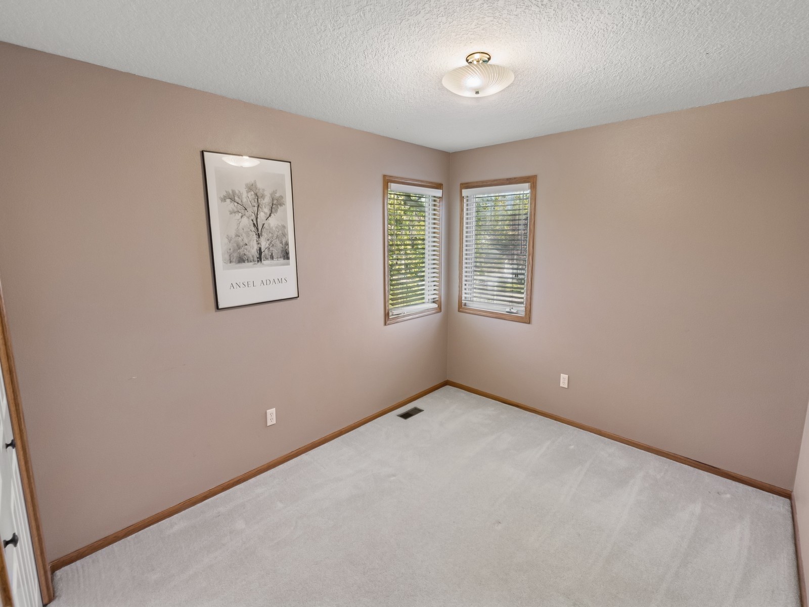 7183 Dakota Drive, West Des Moines, Iowa image 14