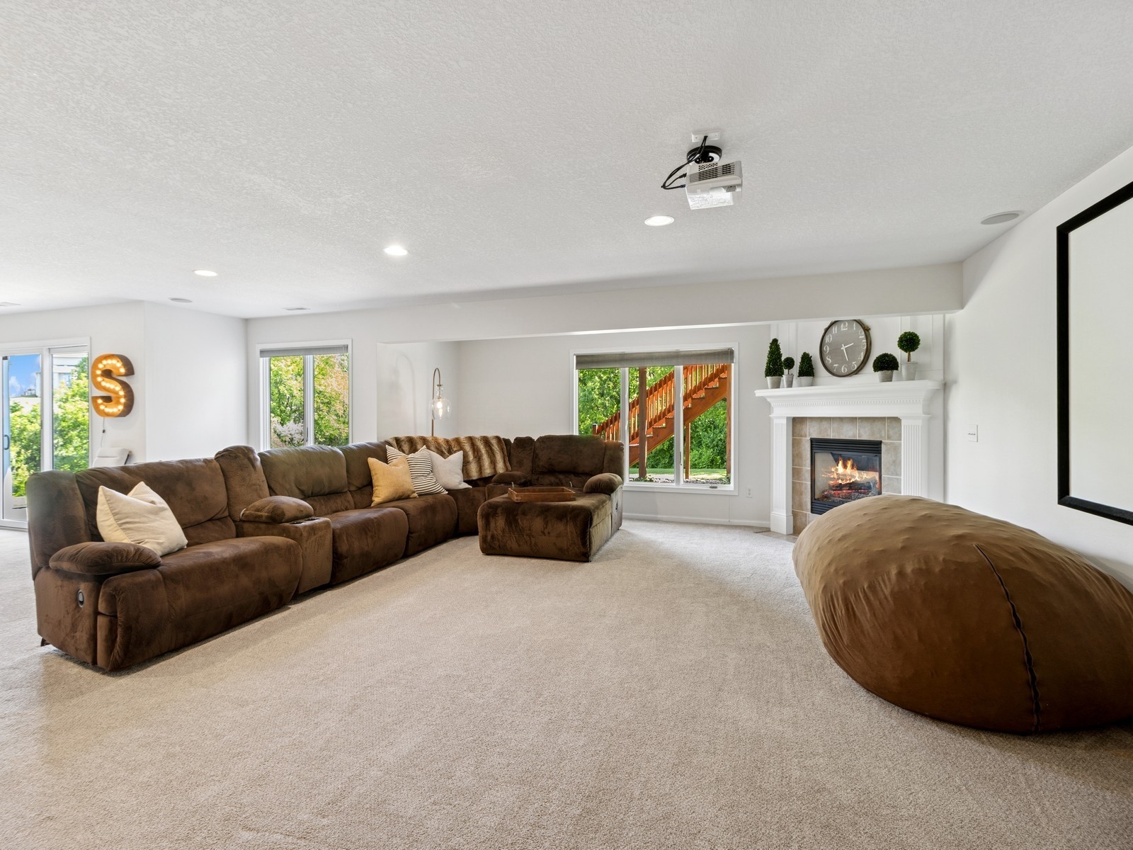 1702 Quail Cove Court, West Des Moines, Iowa image 22